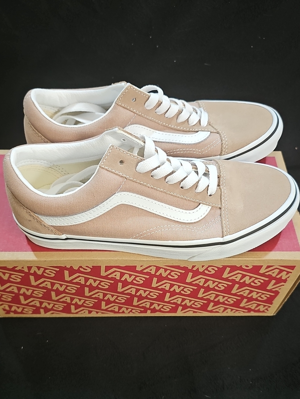 *Brand New* Vans Old Skool Low Tops